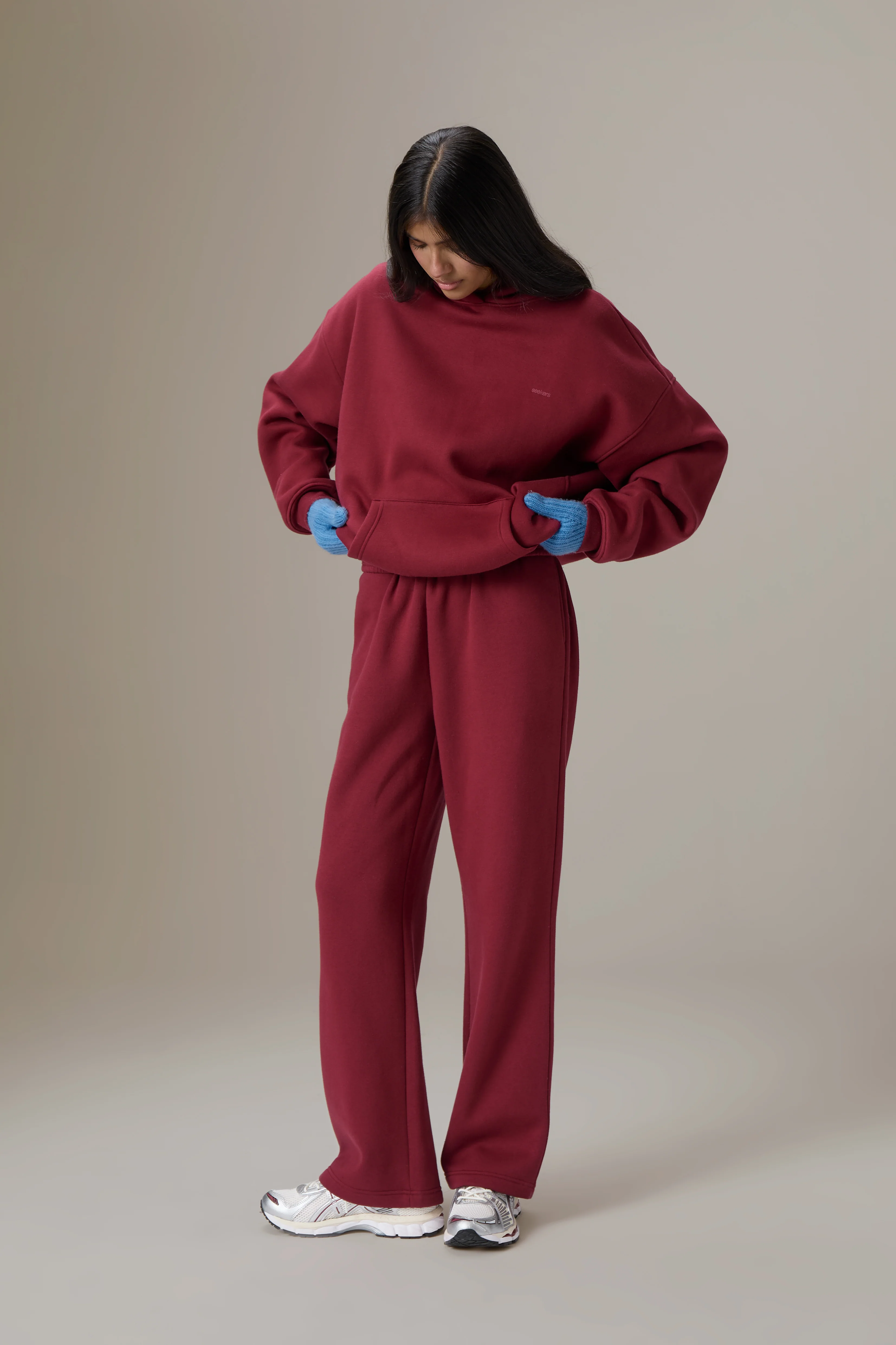 Seekers Classic Hoodie in Burgundy - Image 4
